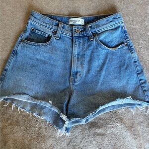 Women’s Abercrombie & Fitch Cutoff Shorts